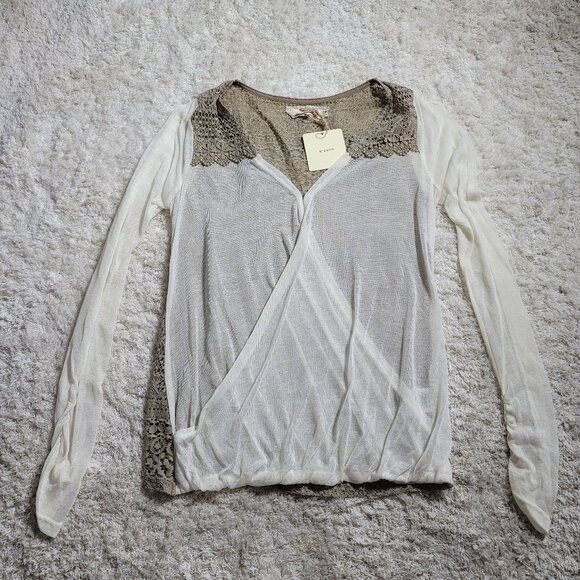 Cozy casual cream and brown top - Picture 1 of 3